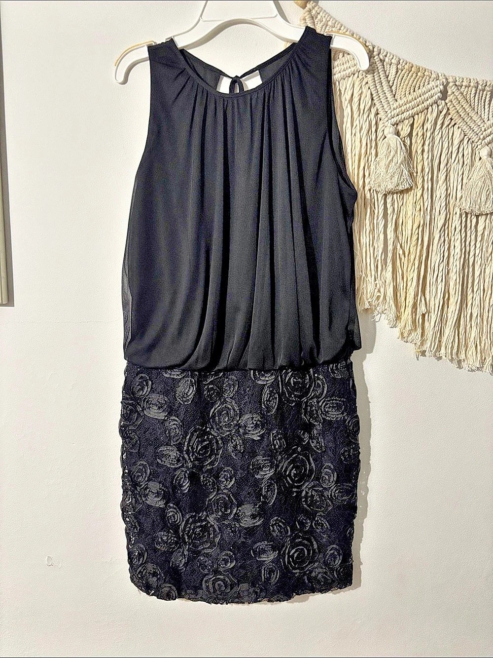 Cachet Black Floral Mini Dress Size 6 Like New